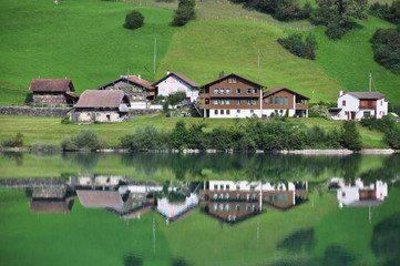 Fototapeta na wymiar Lungerer lake , Switzerlnd