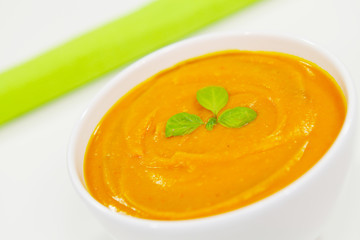 Kürbiscremesuppe ist serviert
