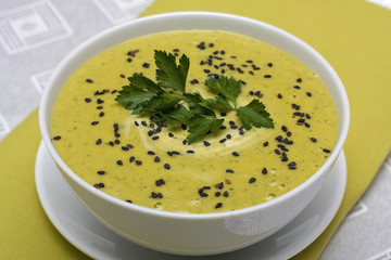 Spinach cream soup
