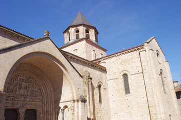 Fototapeta na wymiar Abbey of Beaulieu-sur-Dordogne