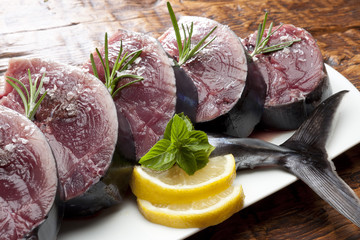 Chopped fresh tuna