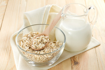 Oat flakes with milk