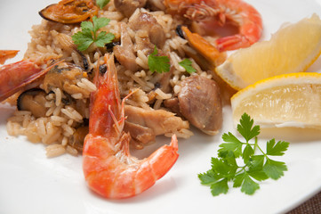 Paella ready meal with shrimp, chicken