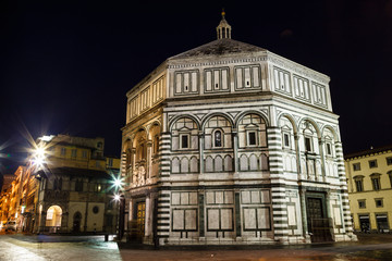 Fototapeta na wymiar Baptestry of Florence Cathedral (Duomo - Basilica di Santa Maria