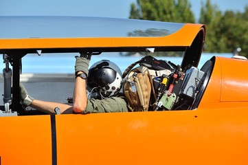 military aircraft jet canopy aermacchi MB326 copilot