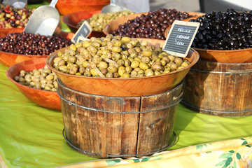 Different sorts of olives