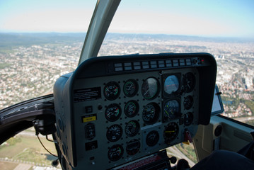 cockpit helikopter © syresZERO