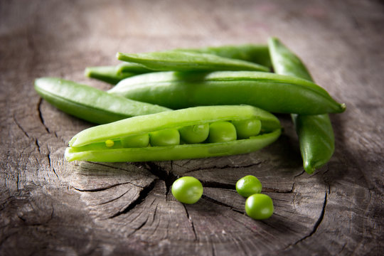 Fresh peas close-up
