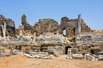 Fototapeta na wymiar Stary amfiteatr w Side, Turcja