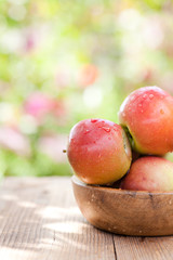 Fresh apples