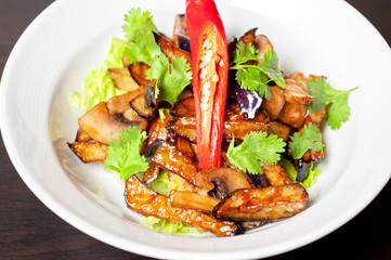 Salad from roasted eggplants
