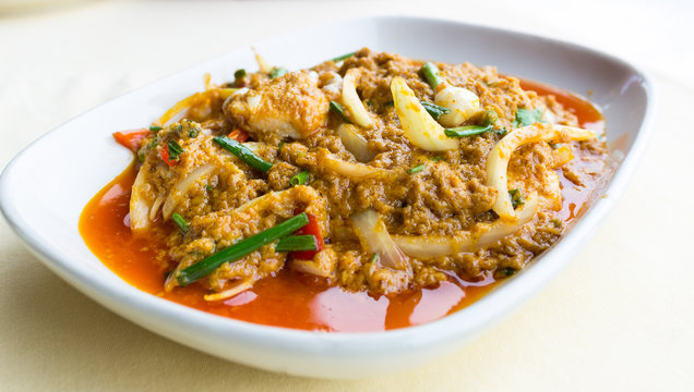 Stir-Fried Crab with Curry Powder
