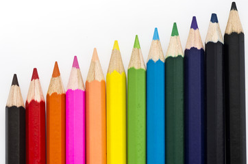 並べた色鉛筆
