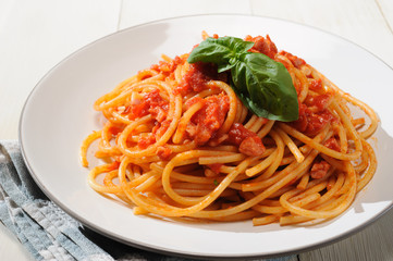 Bucatini Amatriciana - Pasta amatriciana