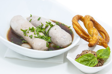 колбаски в пивном соусе с горчицей