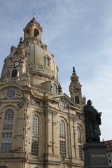 Fototapeta na wymiar Widok na Frauenkirche