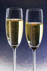 Champagner with blue background
