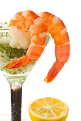 salad with greens and prawns