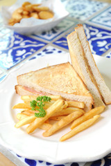 sandwich with potato