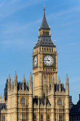 Fototapeta na wymiar Clock Tower w Londynie