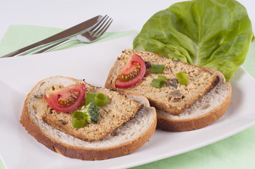 Sandwitch with fresh pate with vegetables and herbs