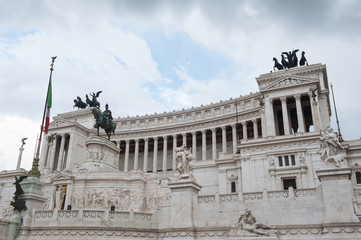 Fototapeta na wymiar Pomnik Wiktora Emanuela II i Ołtarz Ojczyzny w Rzymie