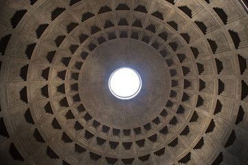 Obraz premium Interior view of the dome of the Pantheon in Rome, Italy.