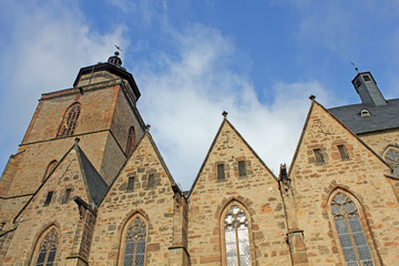 Fototapeta na wymiar Turm der Walpurgiskirche in Alsfeld (Hessen)