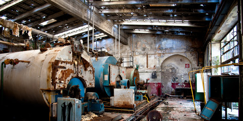 fabbrica dismessa