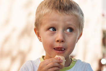 Chłopiec z lodem © serQ