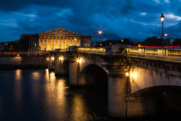 Fototapeta premium Palais Bourbon, siege de l'Assemblee Nationale a Paris