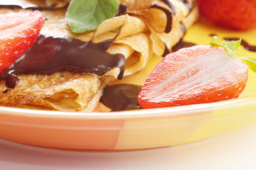 Strawberry crepes