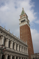 Fototapeta na wymiar Campanile de Venise