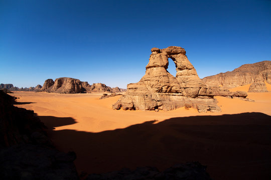 Stone arch in Sahara