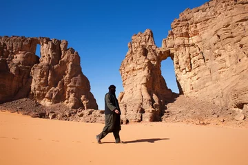 Rolgordijnen Nomad in the Sahara desert © sunsinger