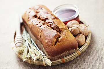 walnut and honey bread