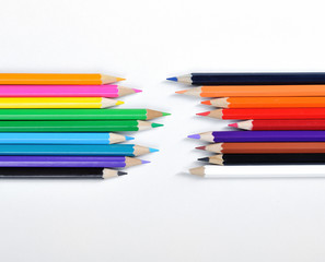 Naklejka premium Color pencils on white background