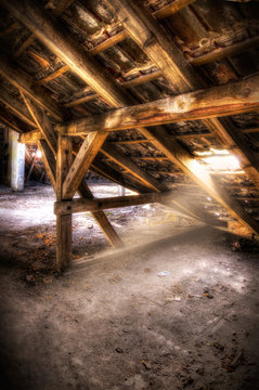 Lost Place Dachstuhl