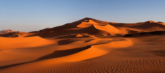 Panorama van zandduinen, Algerije