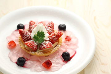 いちごタルト