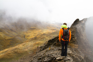 Sur l'arête
