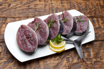Chopped fresh tuna