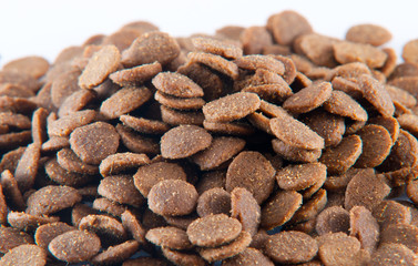 Dry feed
