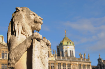 Lion on the facade of the City Hall on Grand Place