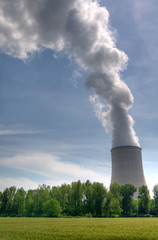 Cheminée de centrale nucléaire