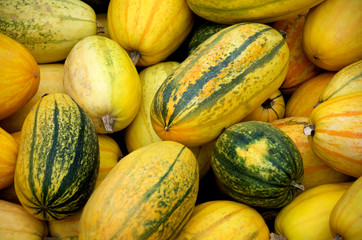 heap of yellow pumpkins