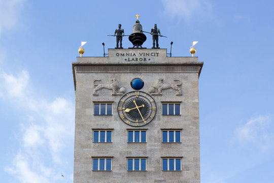 Leipziger Kroch-Hochhaus