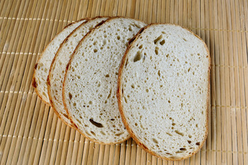 Bread chunks