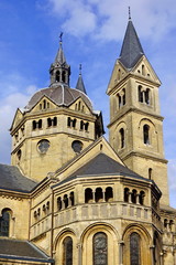 Obraz premium O.L. Vrouwe Munsterkerk in ROERMOND ( Niederlande )