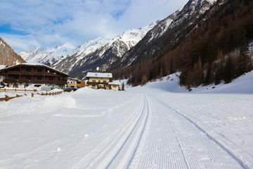 Fototapeta na wymiar Góry ośrodek narciarski Sölden Austria
